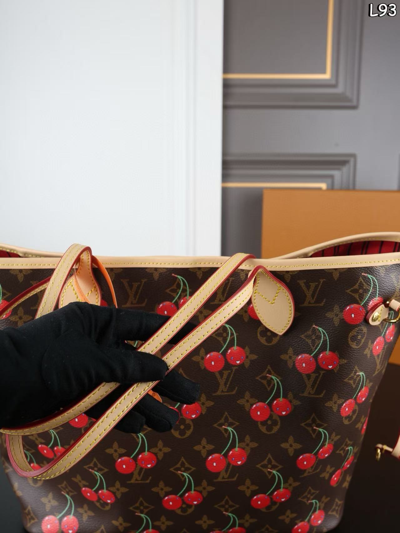 LVチェリーショッピングバッグ【50％割引+送料無料】