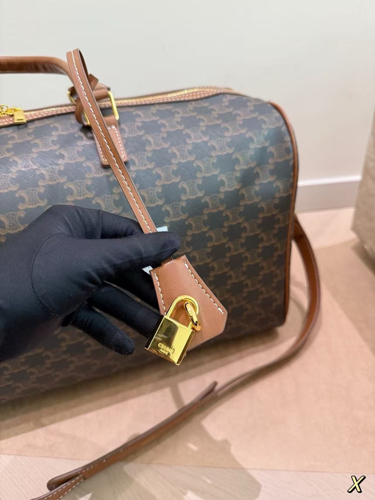 CEL1NE 凱旋門 トラベルバッグ【50％割引+送料無料】