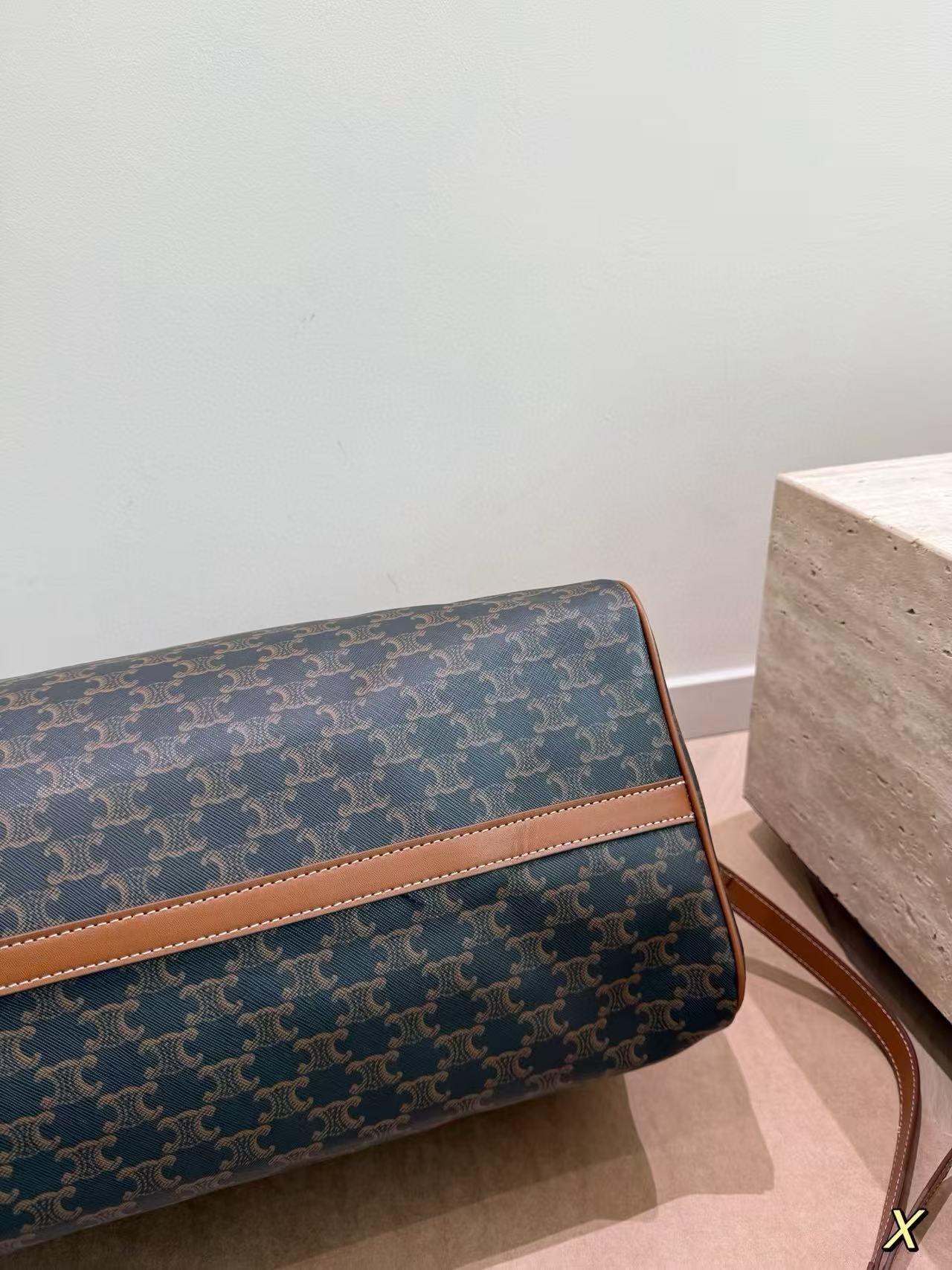 CEL1NE 凱旋門 トラベルバッグ【50％割引+送料無料】