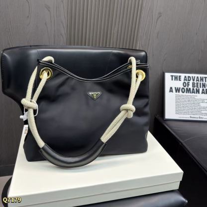 PR4DA ナイロントートバッグ【50％割引+送料無料】