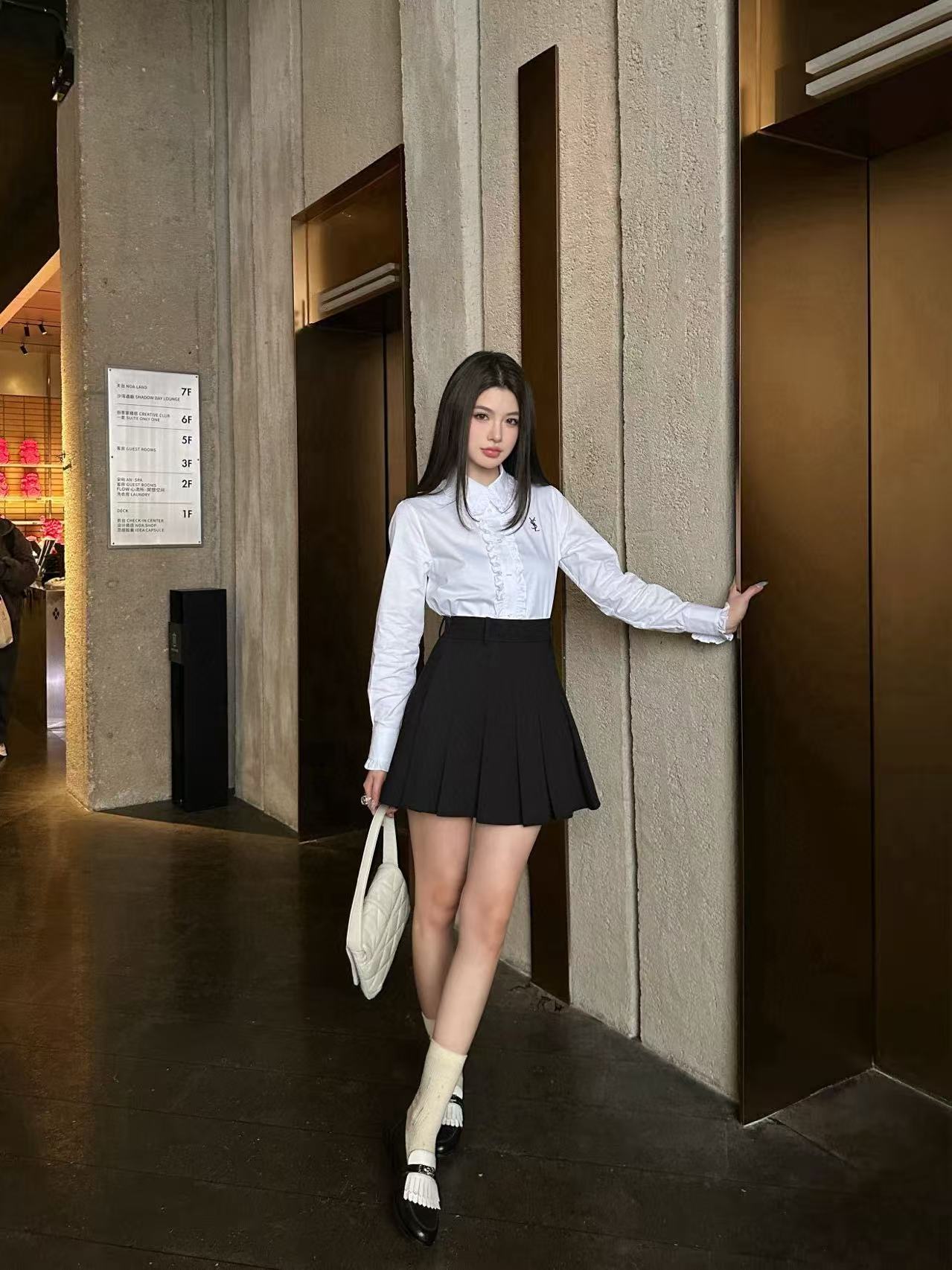 YSL フリル刺繍ロゴシャツ【50％割引+送料無料】