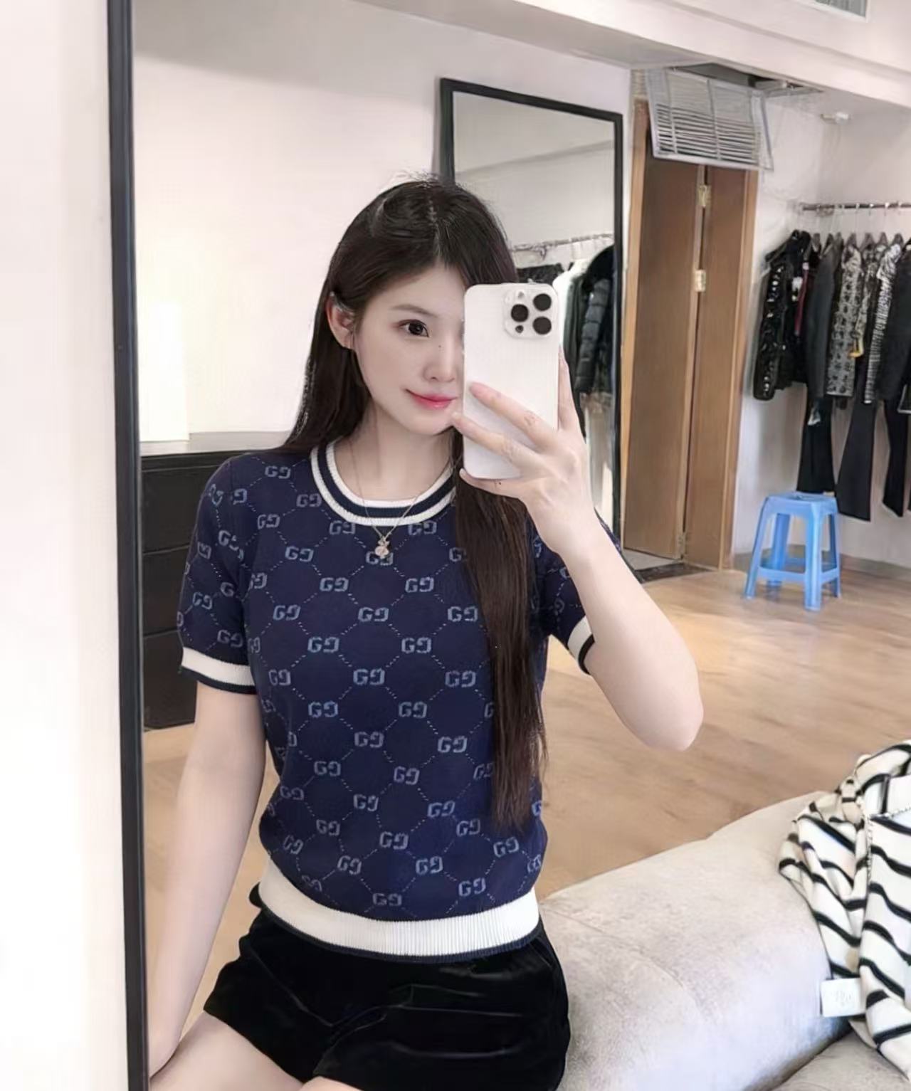 GUCC1 オールロゴ ウール セーター【50％割引+送料無料】