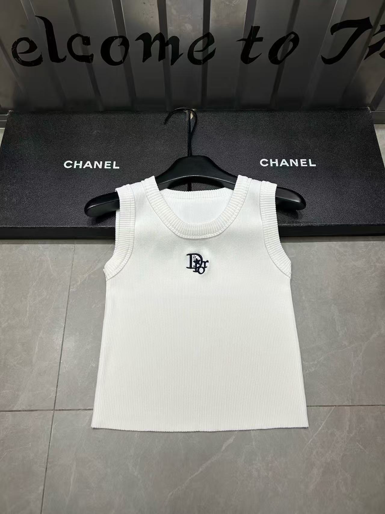 DIOR エンブロイダリー レター ウール ベスト【50％割引+送料無料】