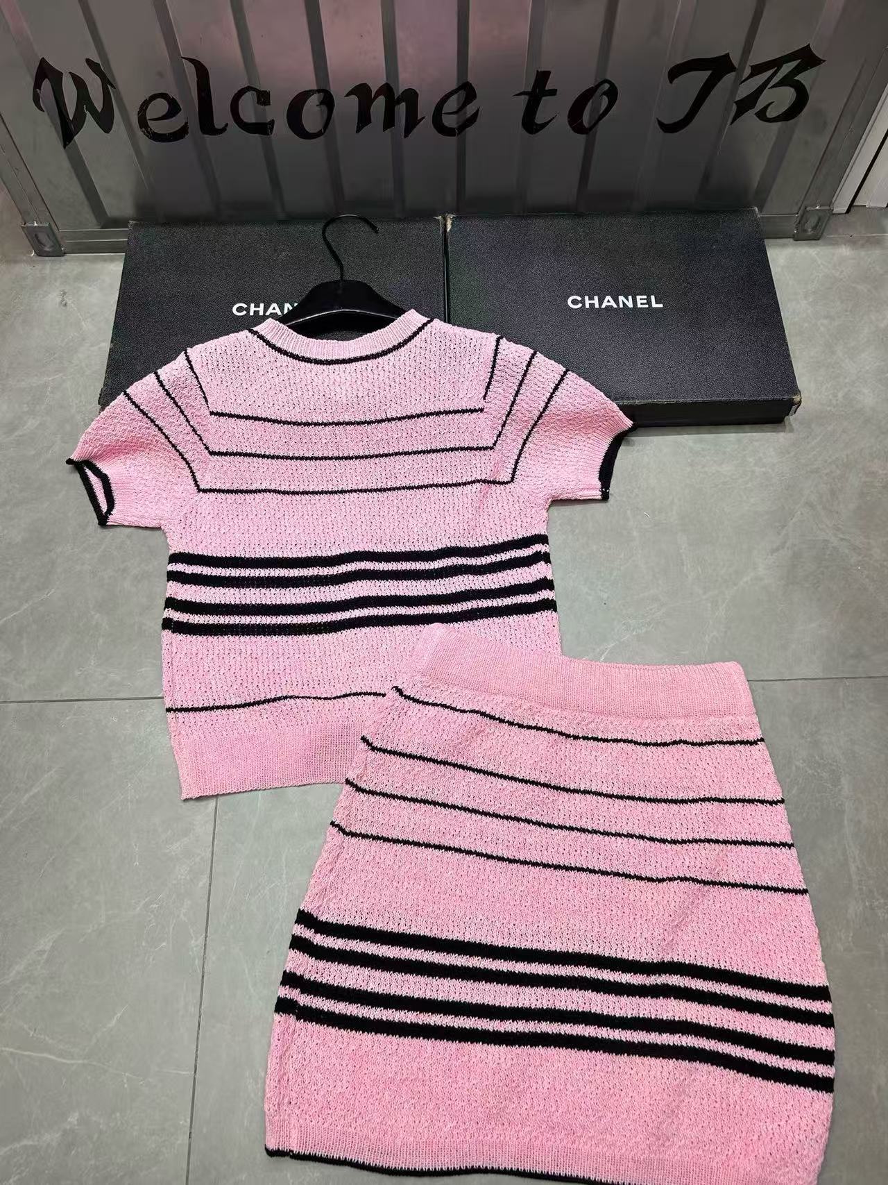 CHANE1 ストライプウールカーディガン＆スカート ツーピースセット【50％割引+送料無料】