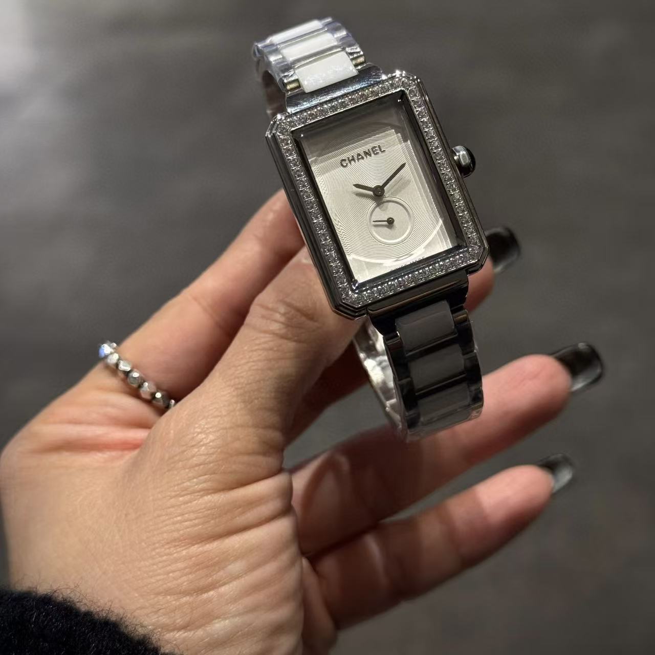 CHANE1 ダイヤモンドセット スクエア レディースウォッチ【50％割引+送料無料】