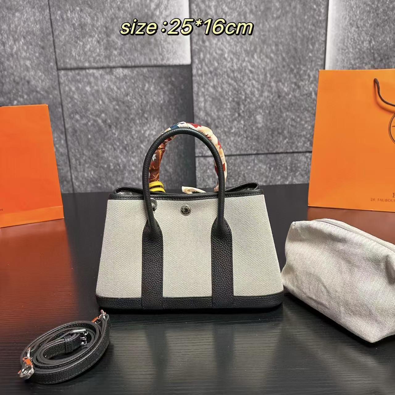 Herme1 Gardenキャンバストートバッグ【50％割引+送料無料】