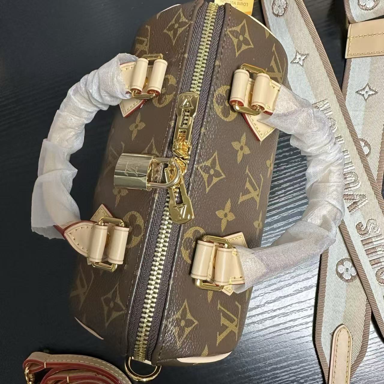 LVプリントハンドバッグ【50％割引+送料無料】