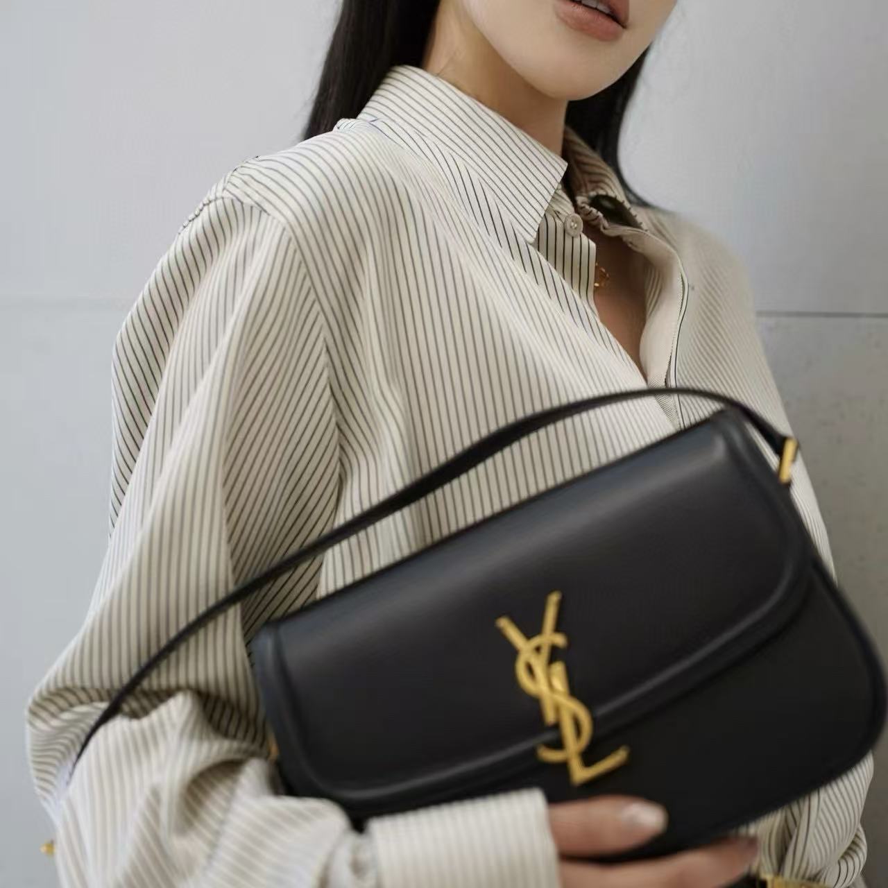 YSLレザーアンダーアームバッグ【50％割引+送料無料】