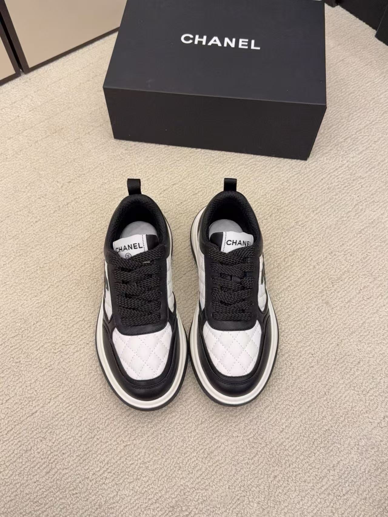 CHANE1 高品質ダブルCカジュアルシューズ【50％割引+送料無料】