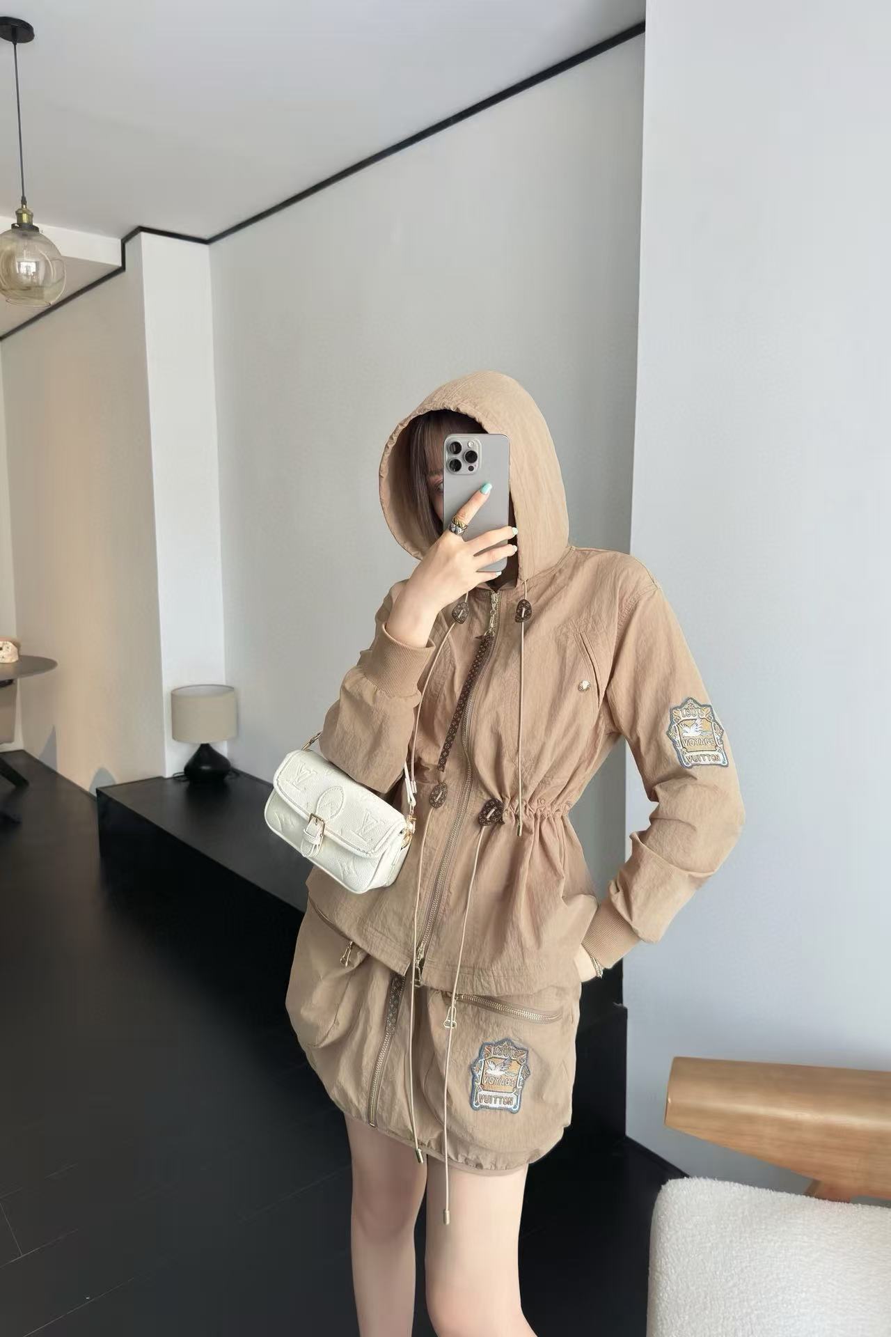 CHANE1 フード付きジャケット+スカート ツーピースセット【50％割引+送料無料】