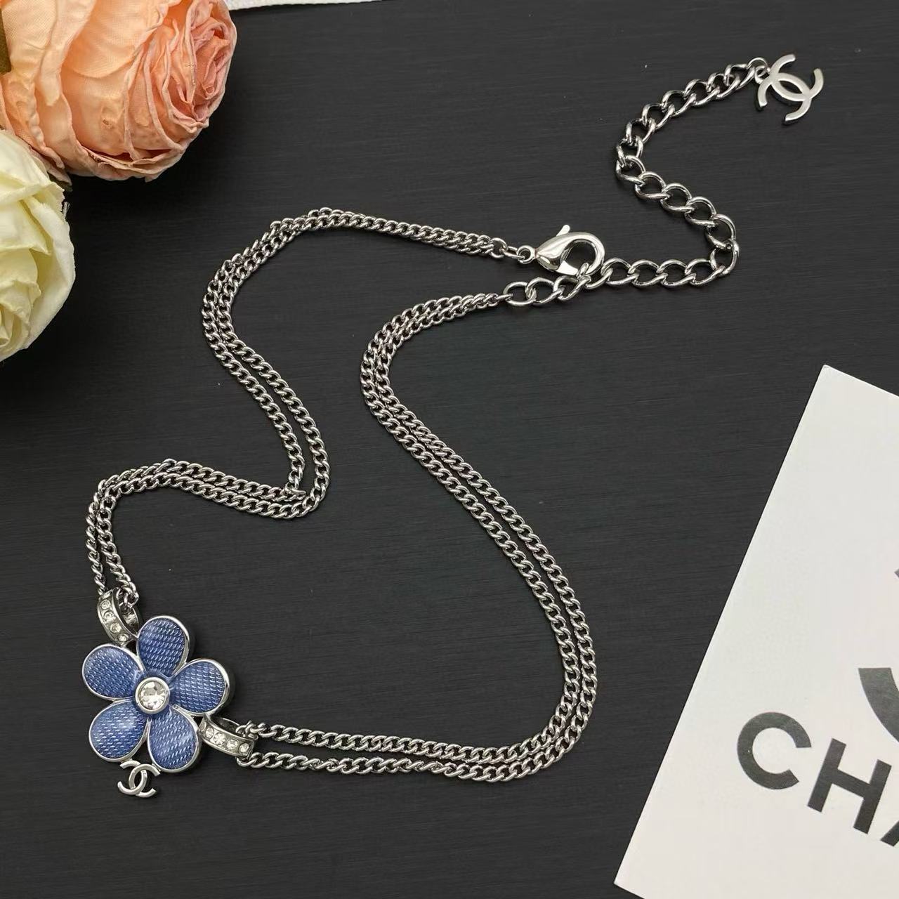 CHANE1 ブルーフラワー ダブルC ネックレス【50％割引+送料無料】