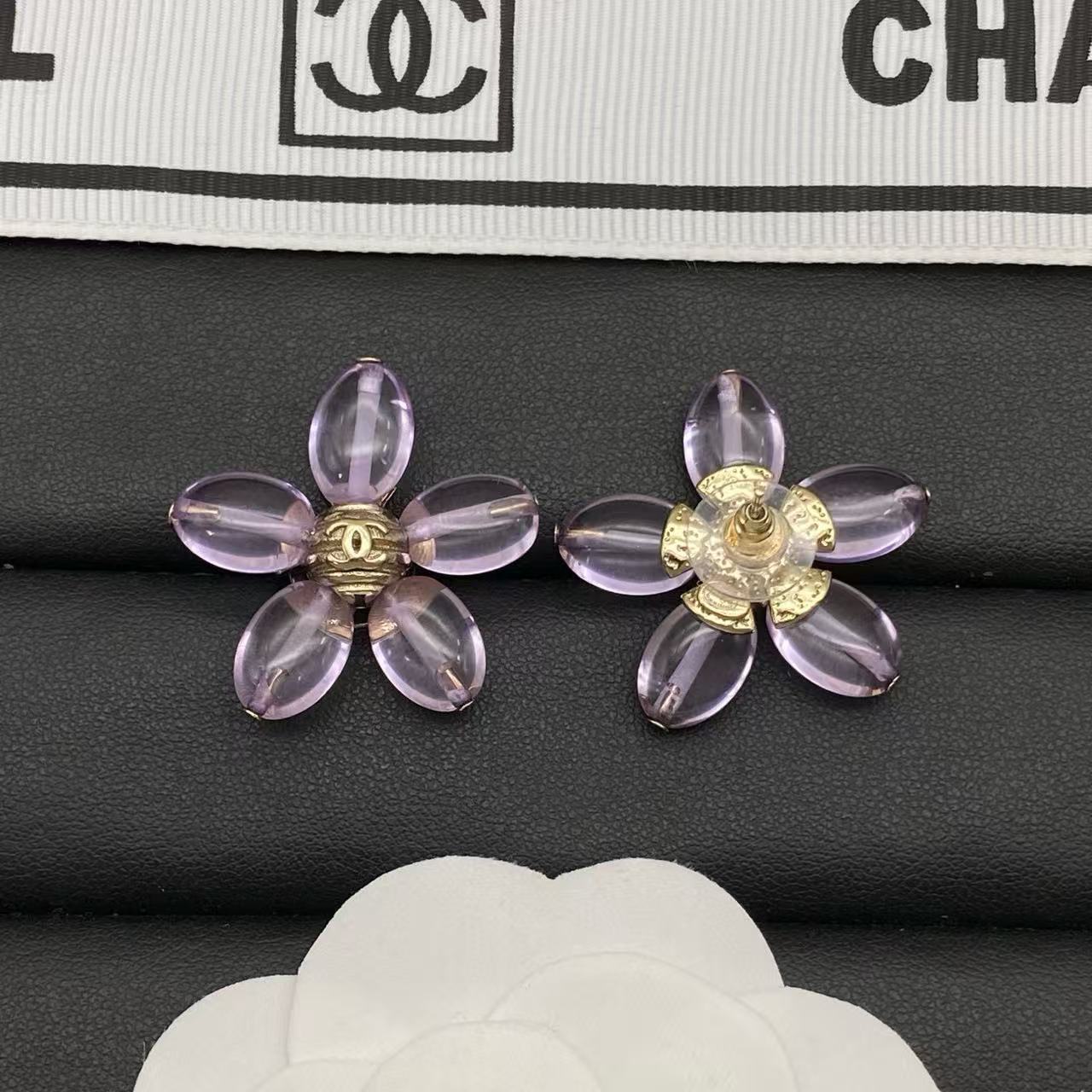 CHANE1 フラワー ダブルC スタッドピアス【50％割引+送料無料】