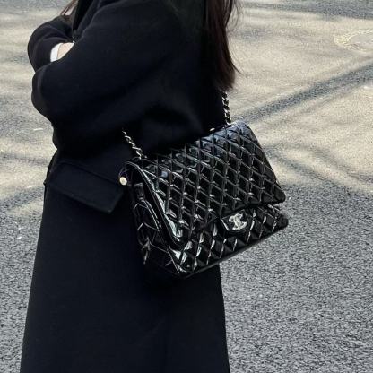 CHANE1 パテントレザーチェーンバッグ【50％割引+送料無料】