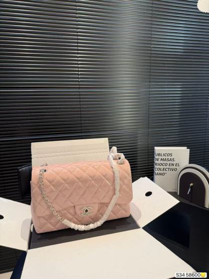 CHANE1 パテントレザーチェーンバッグ【50％割引+送料無料】