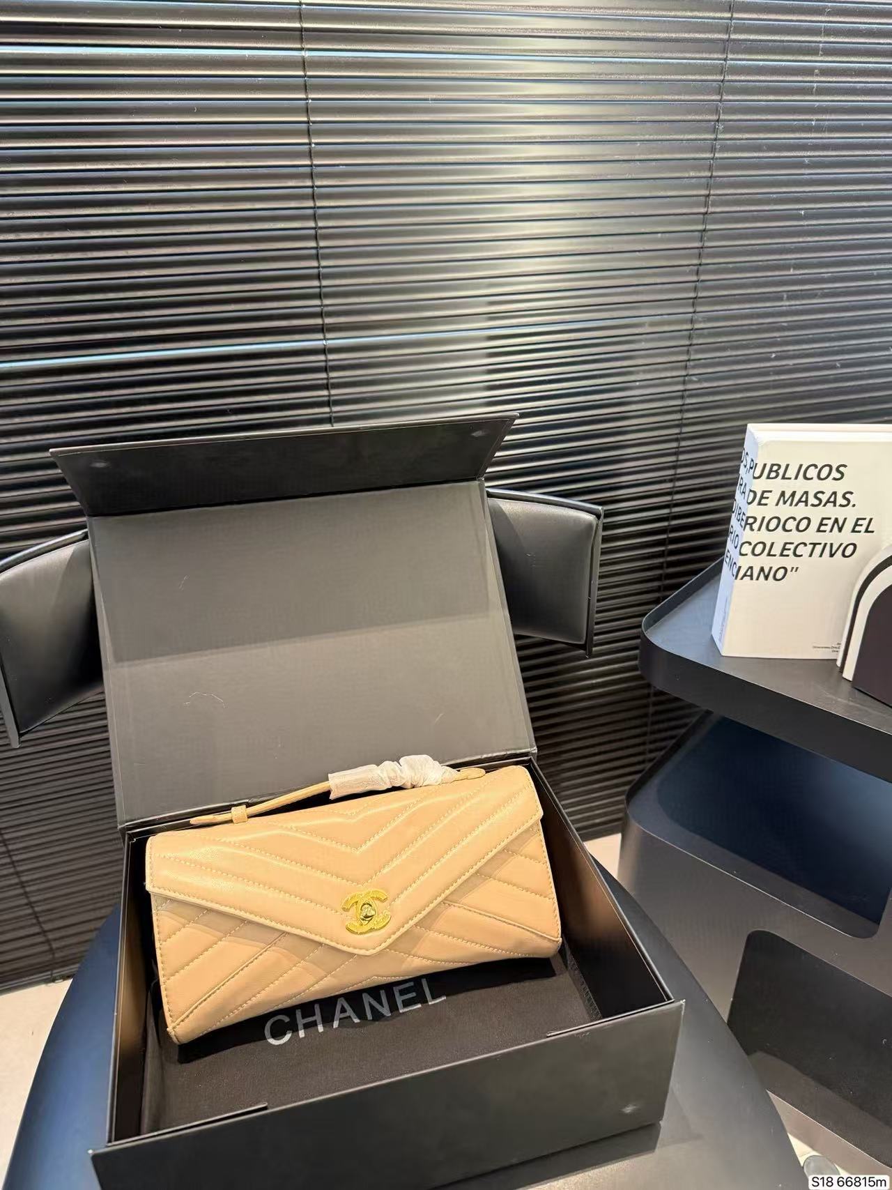 CHANE1 シンプルクラッチバッグ【50％割引+送料無料】