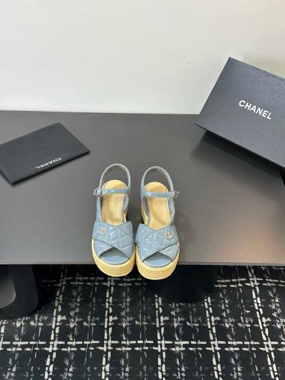 CHANE1 高品質ダブルCラムスキン厚底サンダル【50％割引+送料無料】