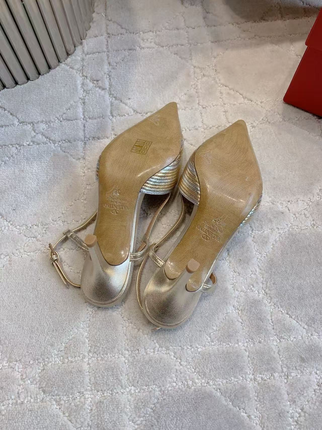 VALENT1NO 高品質ハイヒール【50％割引+送料無料】