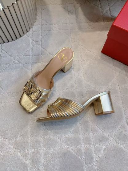 VALENT1NO高品質ローヒールシューズ【50％割引+送料無料】