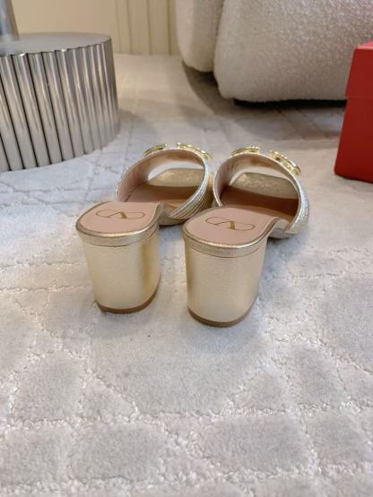 VALENT1NO高品質ローヒールシューズ【50％割引+送料無料】