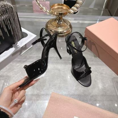 CHANE1 高品質シンプルピープトゥハイヒール【50％割引+送料無料】