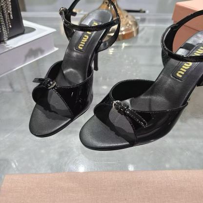 CHANE1 高品質シンプルピープトゥハイヒール【50％割引+送料無料】