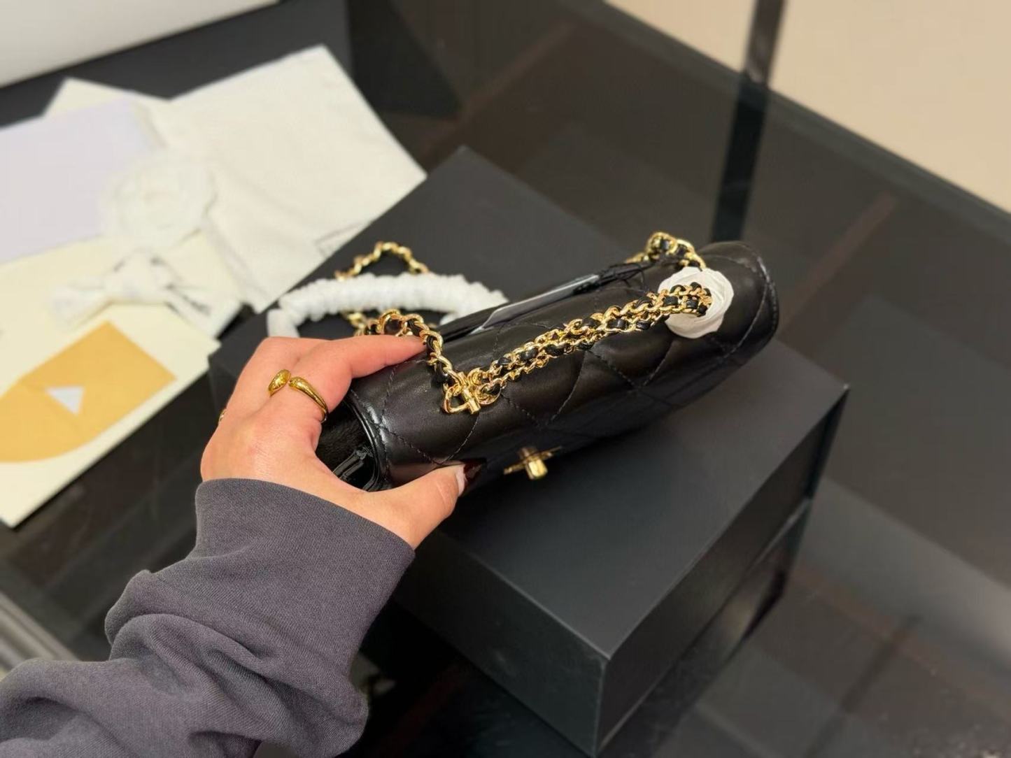 CHANE1 チェーンショルダーバッグ【50％割引+送料無料】