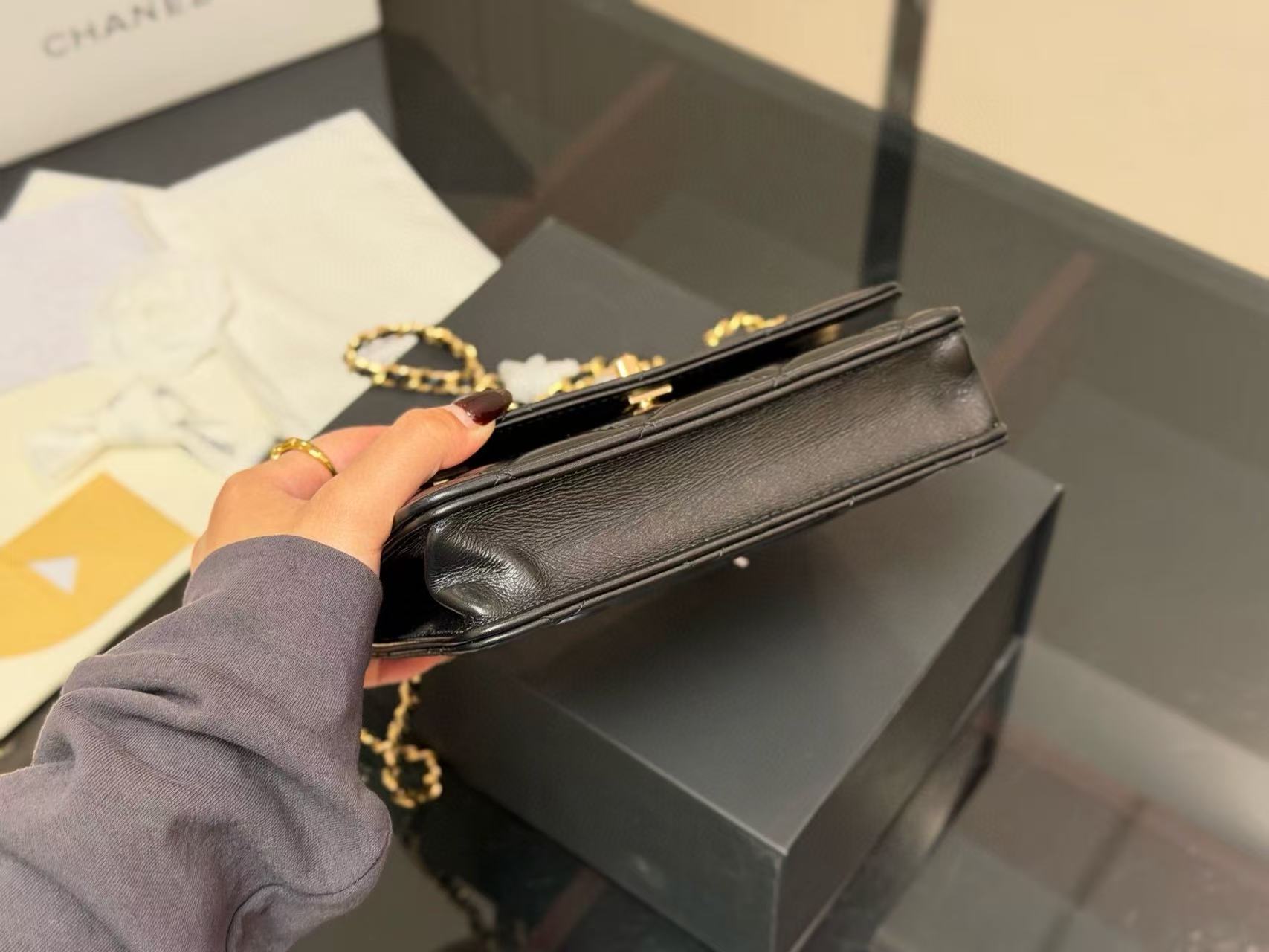 CHANE1 チェーンショルダーバッグ【50％割引+送料無料】