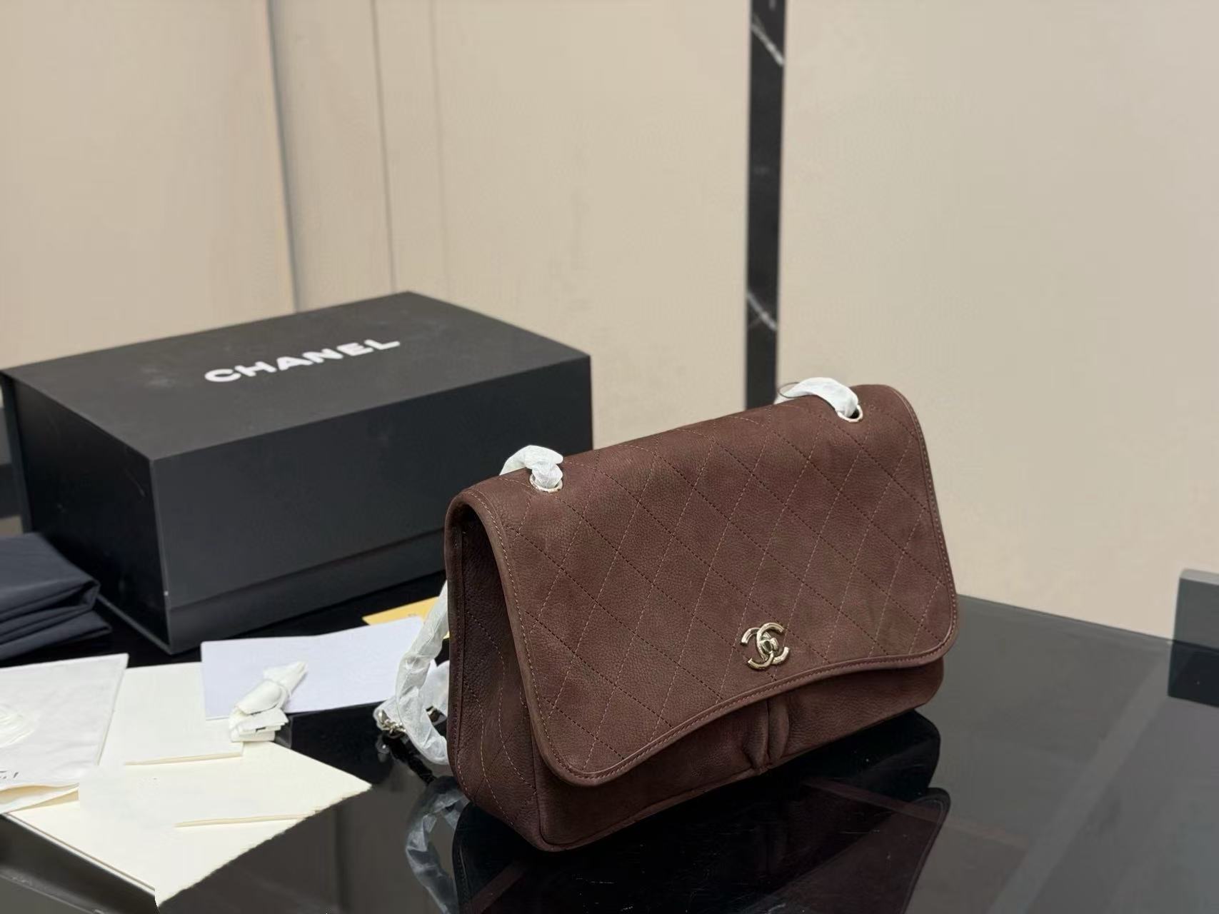 CHANE1 ディアスキンチェーンショッピングバッグ【50％割引+送料無料】