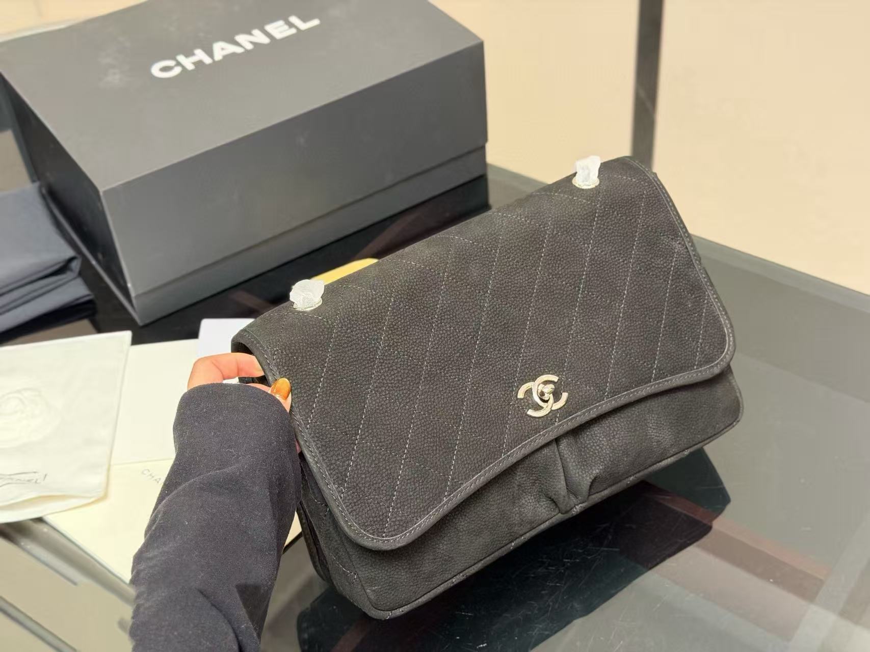 CHANE1 ディアスキンチェーンショッピングバッグ【50％割引+送料無料】