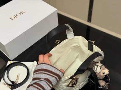 DI0R Toujoursハンドバッグ【50％割引+送料無料】