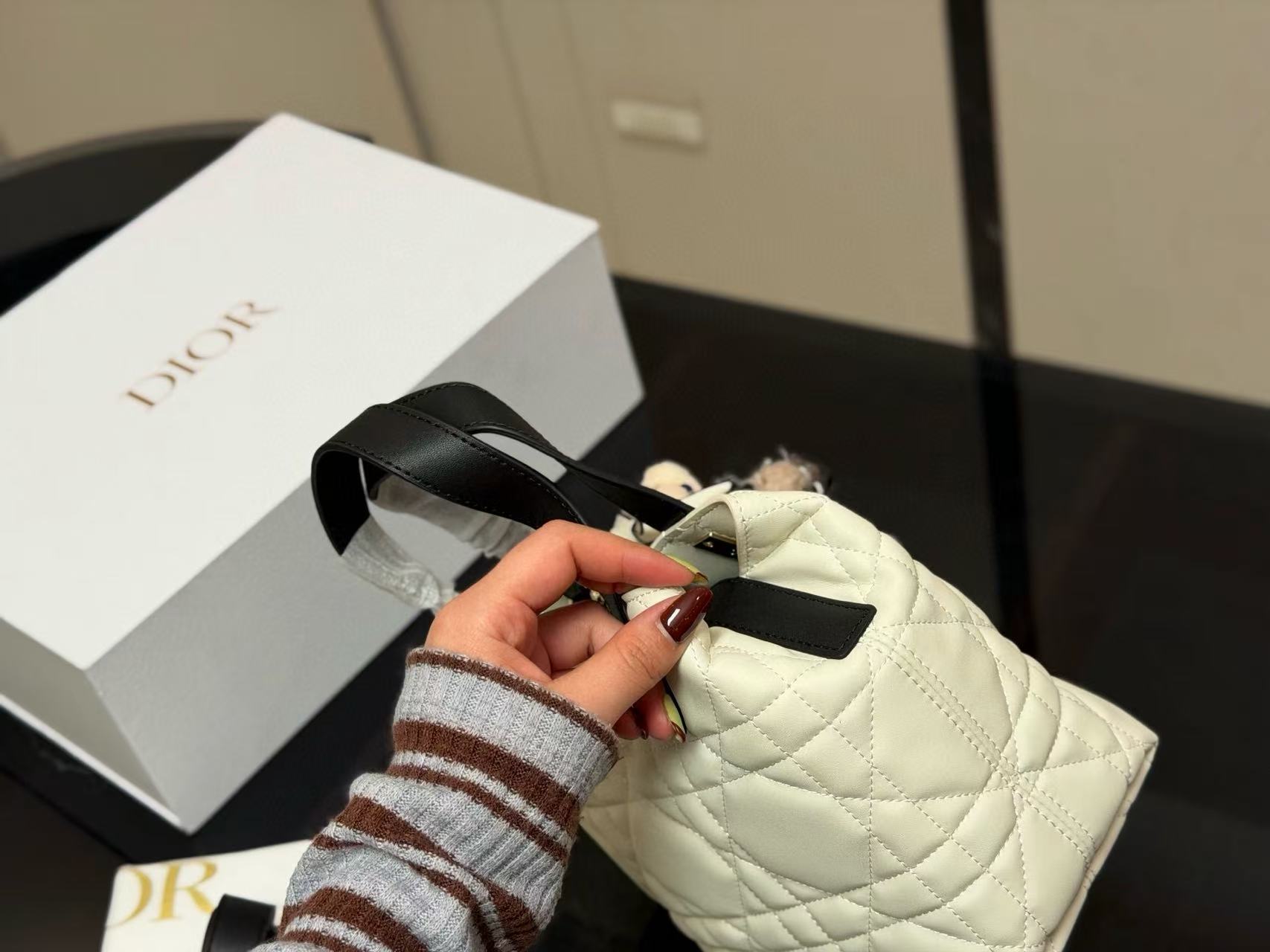 DI0R Toujoursハンドバッグ【50％割引+送料無料】