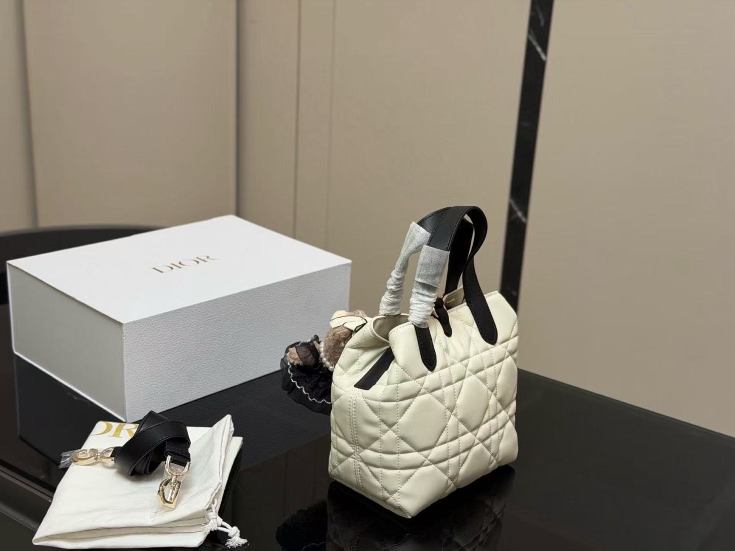 DI0R Toujoursハンドバッグ【50％割引+送料無料】