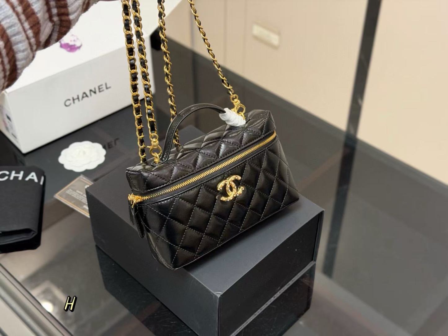 CHANE1 ダブルCチェーンバッグ【50％割引+送料無料】