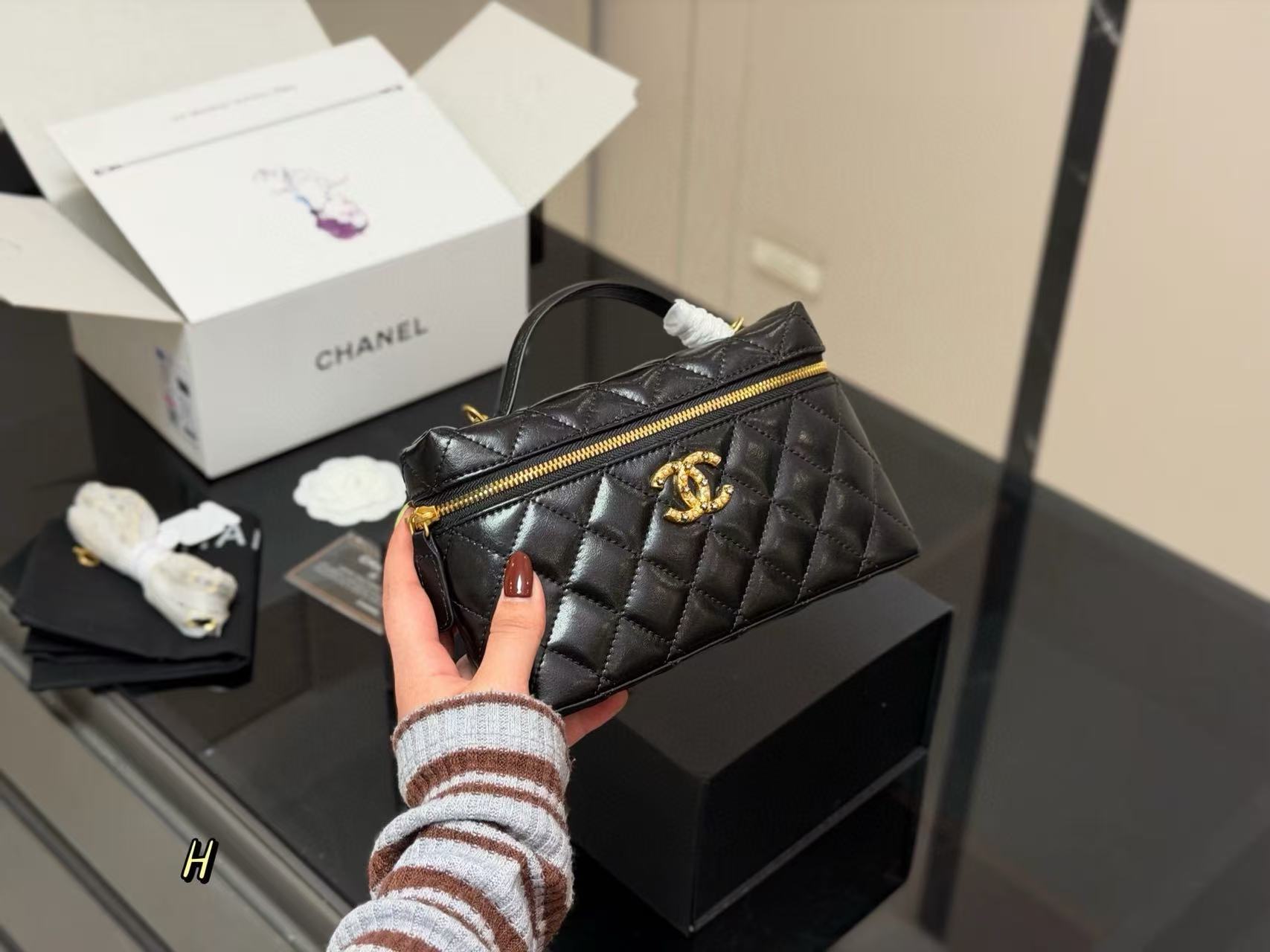 CHANE1 ダブルCチェーンバッグ【50％割引+送料無料】