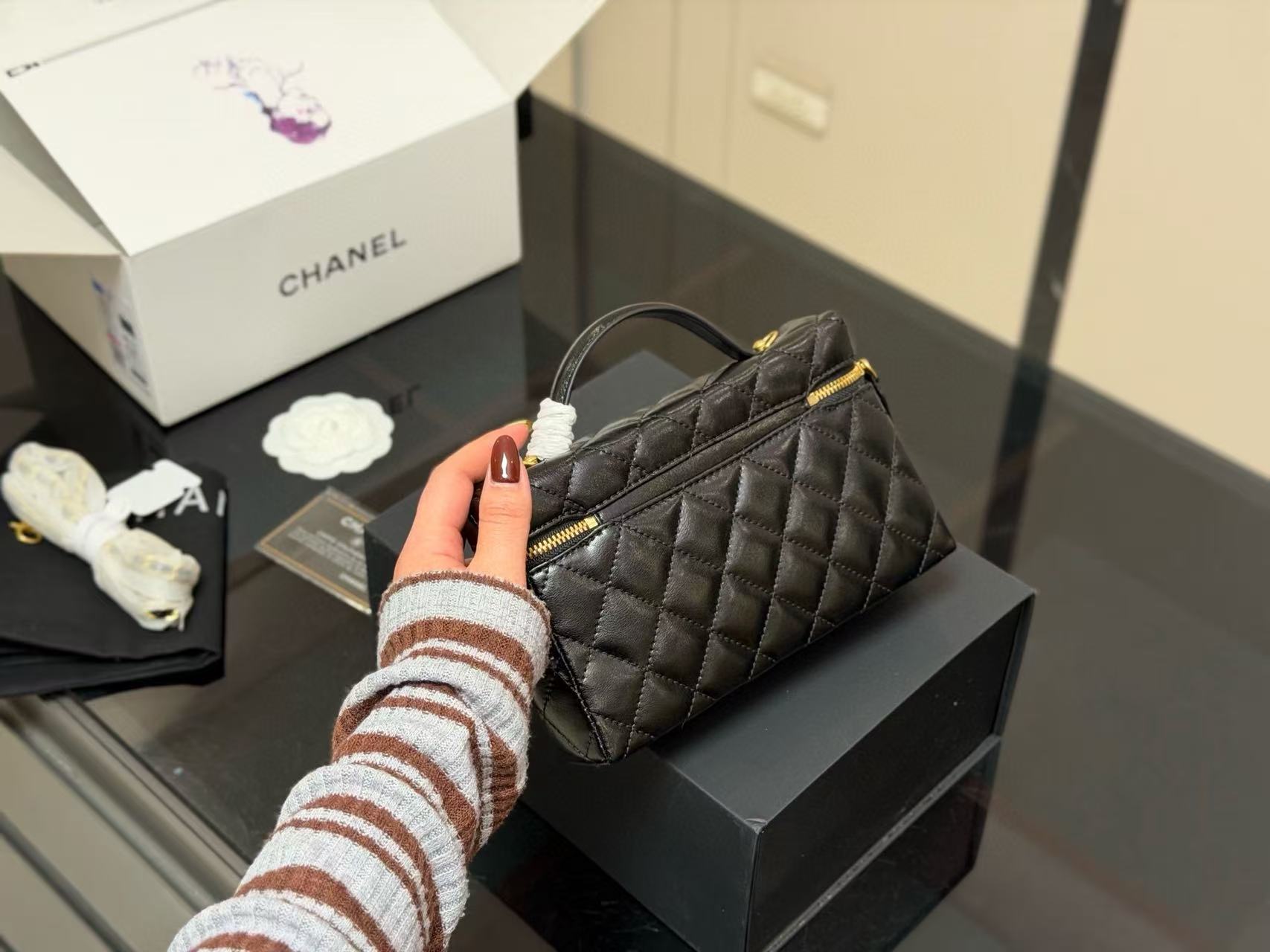 CHANE1 ダブルCチェーンバッグ【50％割引+送料無料】