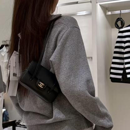 CHANE1 キャビアレザーショルダーバッグ【50％割引+送料無料】