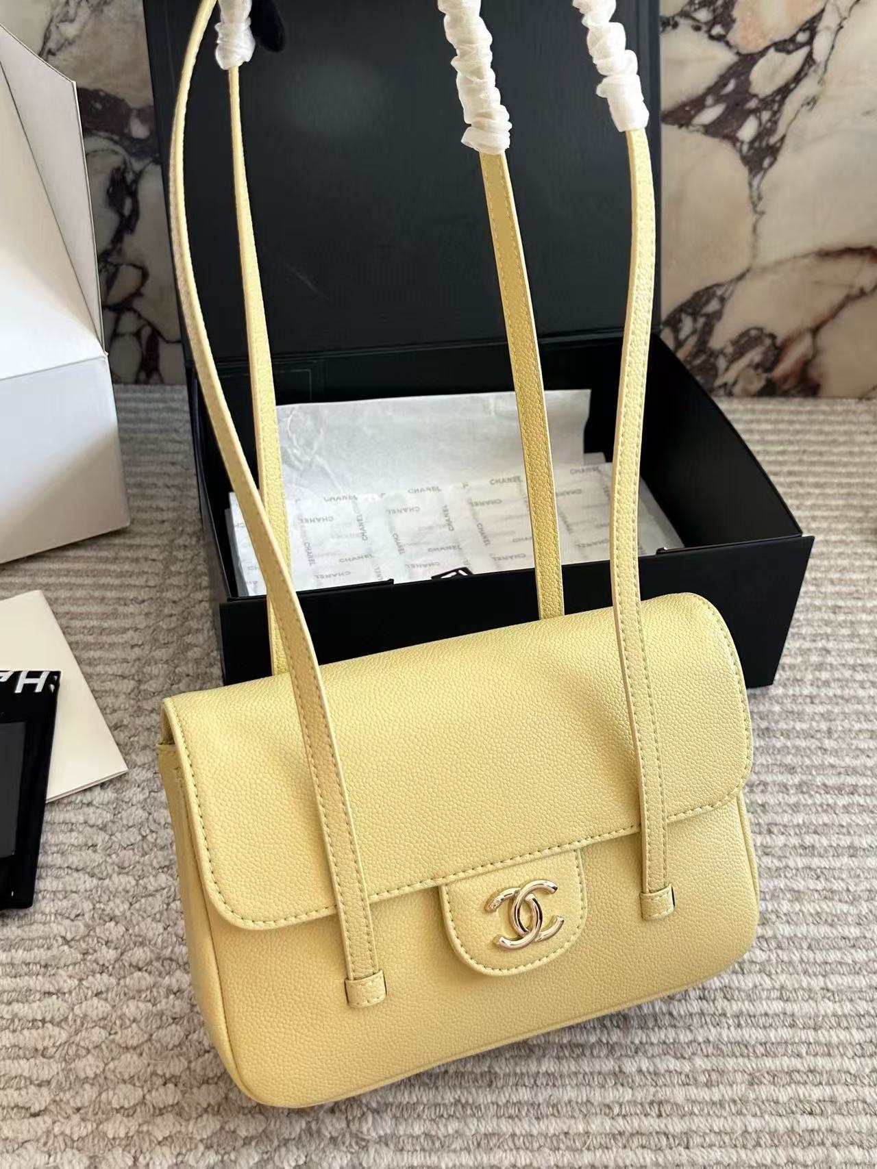 CHANE1 キャビアレザーショルダーバッグ【50％割引+送料無料】