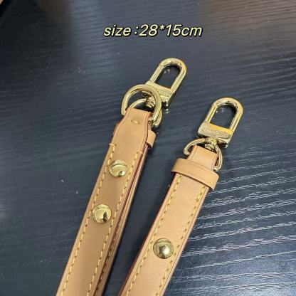 LVチェーンプリントのホーン型バッグ【50％割引+送料無料】