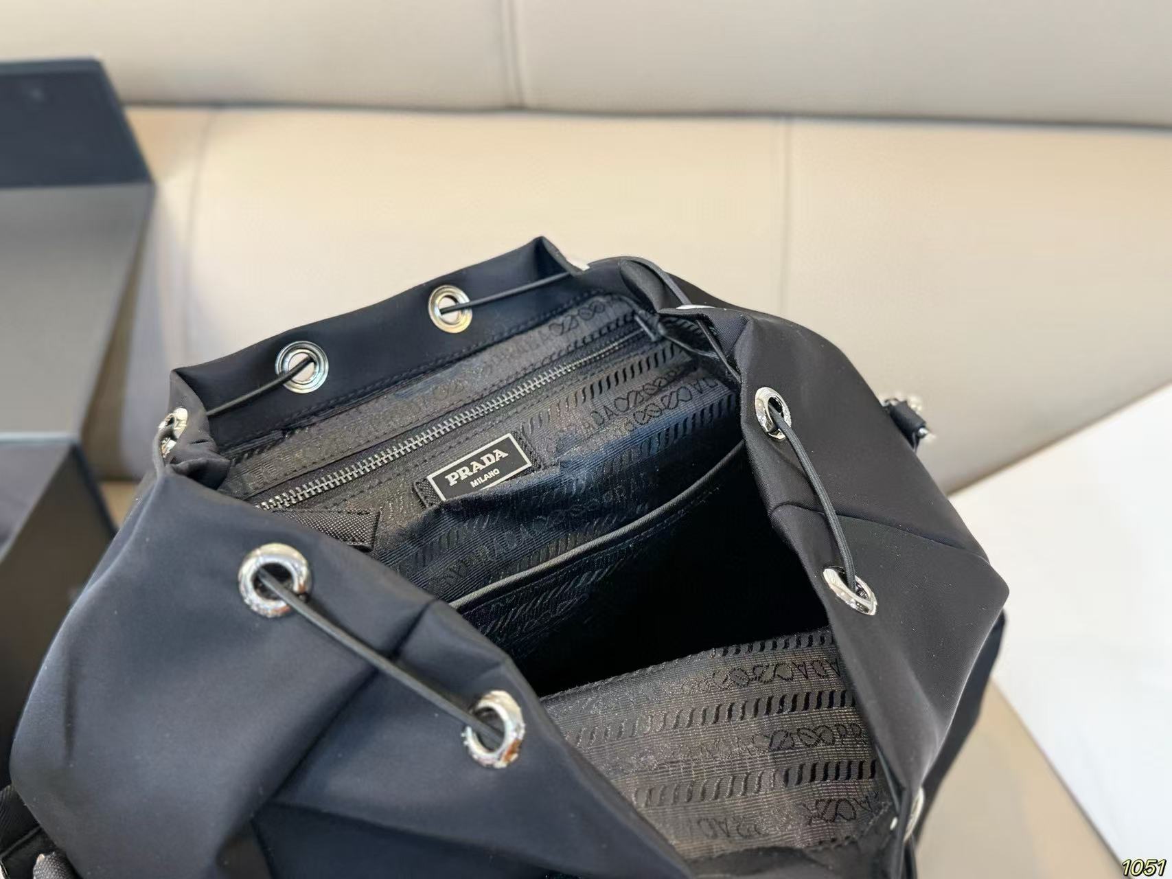 PR4DA 新ナイロンバックパック【50％割引+送料無料】