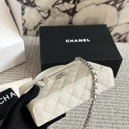 CHANE1 キャビアレザーチェーンバッグ【50％割引+送料無料】