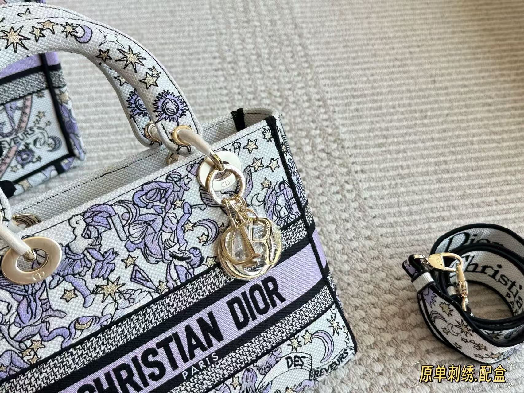 DI0R刺繍入り蝶のハンドバッグ【50％割引+送料無料】