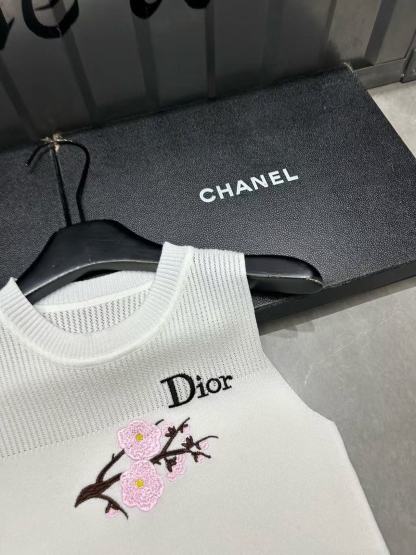 DIORの花柄刺繍ウールベスト【50％割引+送料無料】