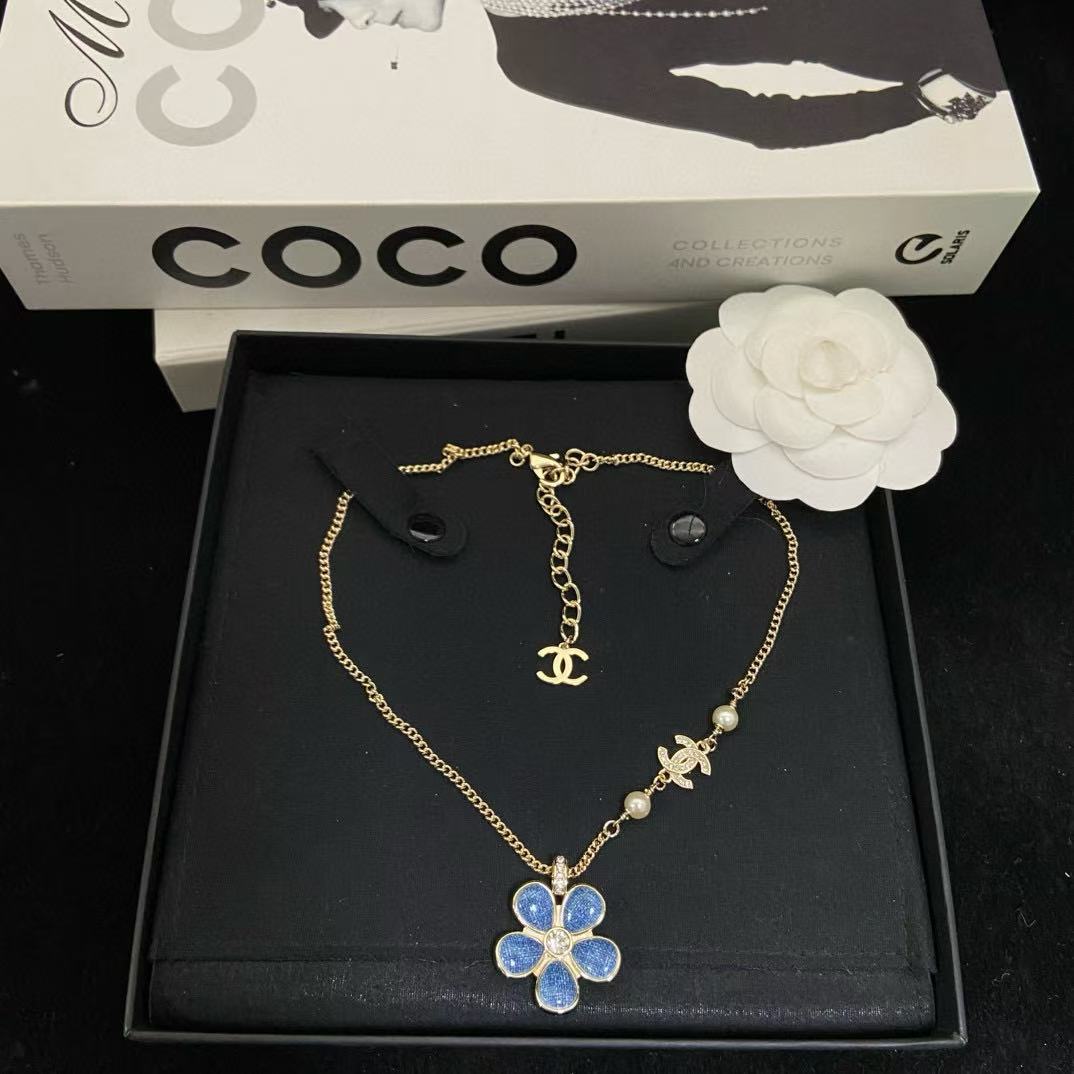 CHANE1 ダブルC ブルーフラワーネックレス【50％割引+送料無料】