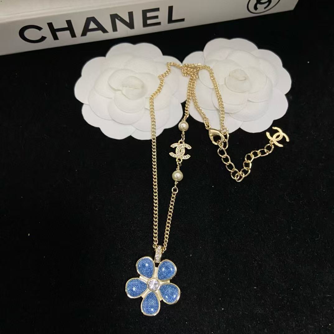 CHANE1 ダブルC ブルーフラワーネックレス【50％割引+送料無料】