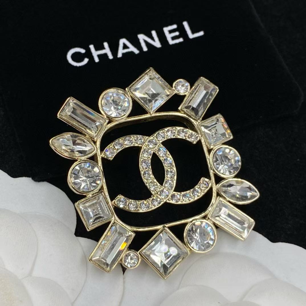 CHANE1 ダブルC ダイヤモンドブローチ【50％割引+送料無料】