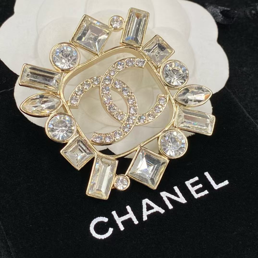 CHANE1 ダブルC ダイヤモンドブローチ【50％割引+送料無料】