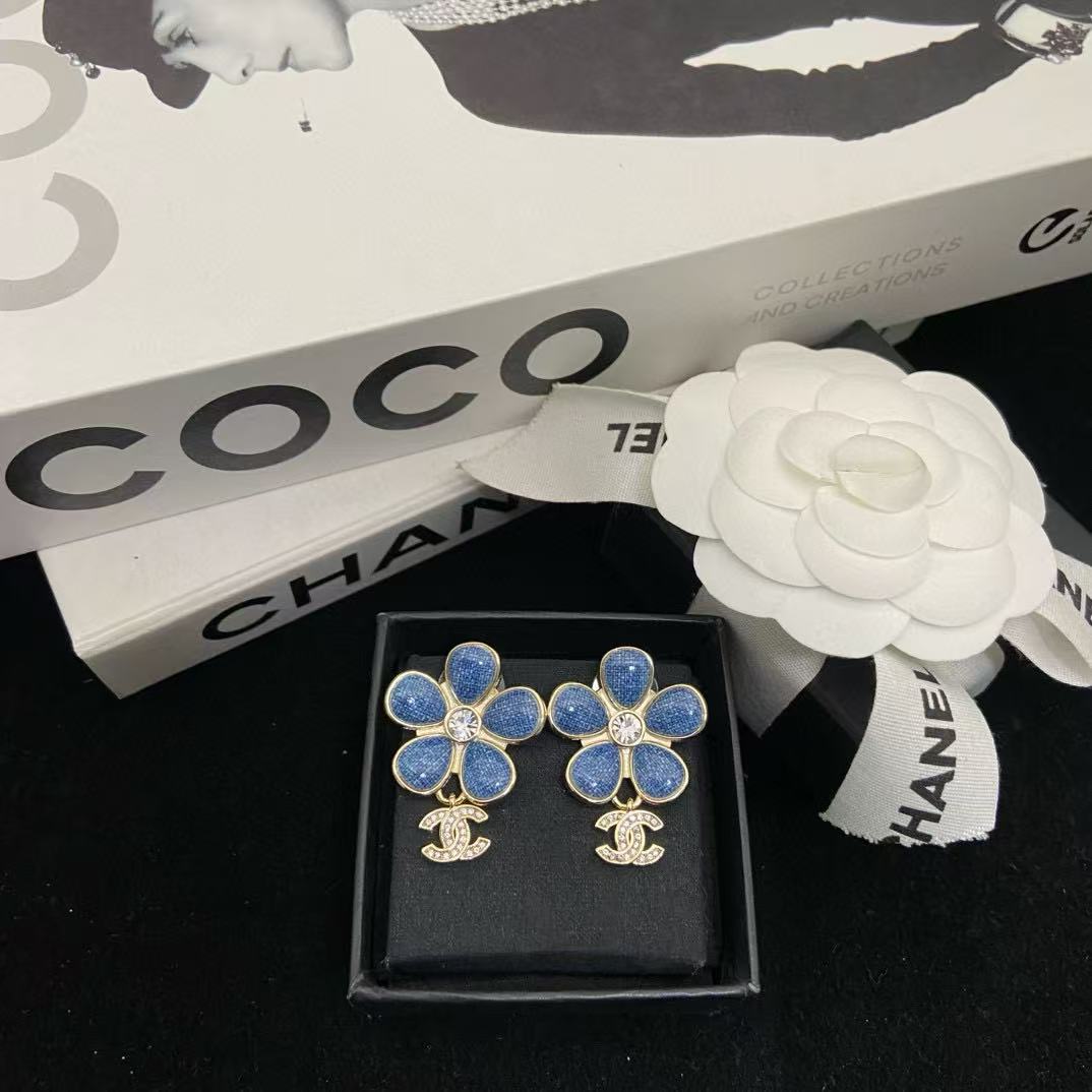 CHANE1 ブルーフラワーイヤリング【50％割引+送料無料】
