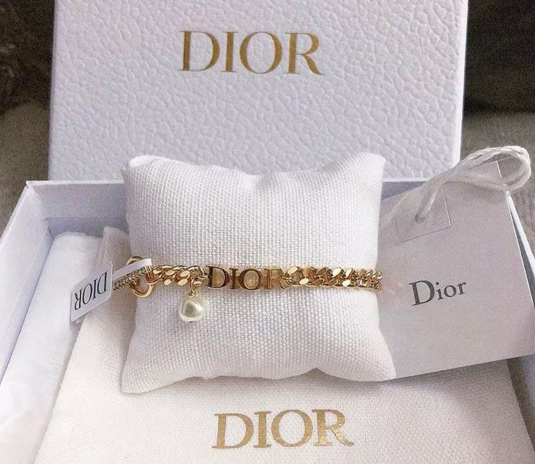 DIORチェーンパールレターブレスレット【50％割引+送料無料】