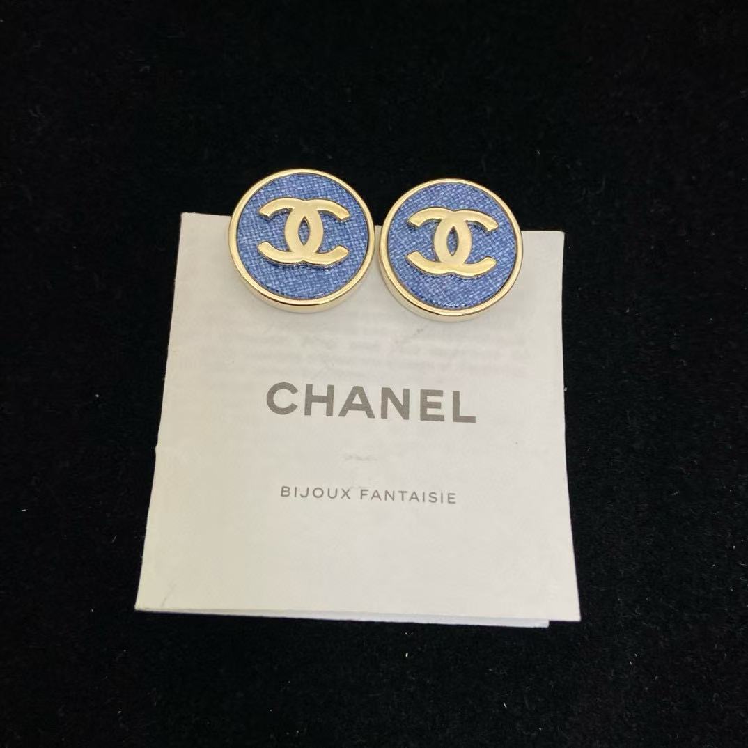 CHANE1 ブルー ダブルC スタッドピアス【50％割引+送料無料】