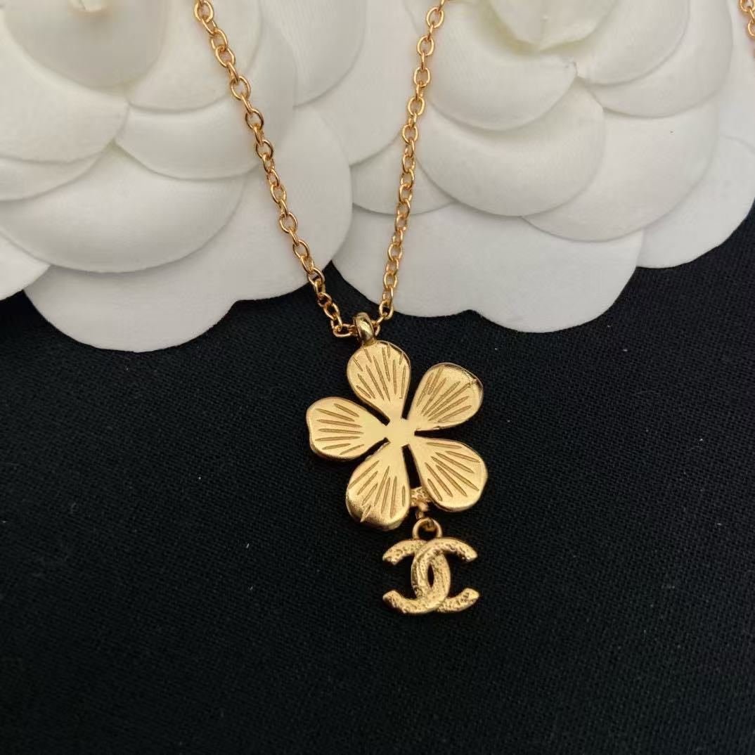 CHANE1 ダブルC フラワーネックレス【50％割引+送料無料】